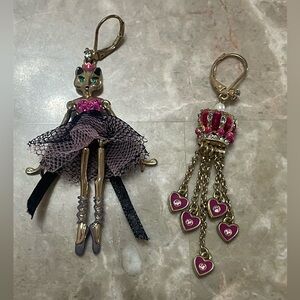 Betsey Johnson Imperial Fox Collection Ballerina Mismatched Earrings Rare